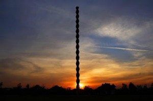 coloana infinitului targu jiu